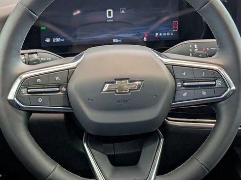 New 2026 Chevrolet Equinox LT w/ Midnight Edition FWD image 12