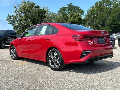 Used 2021 Kia Forte LXS FWD image 6