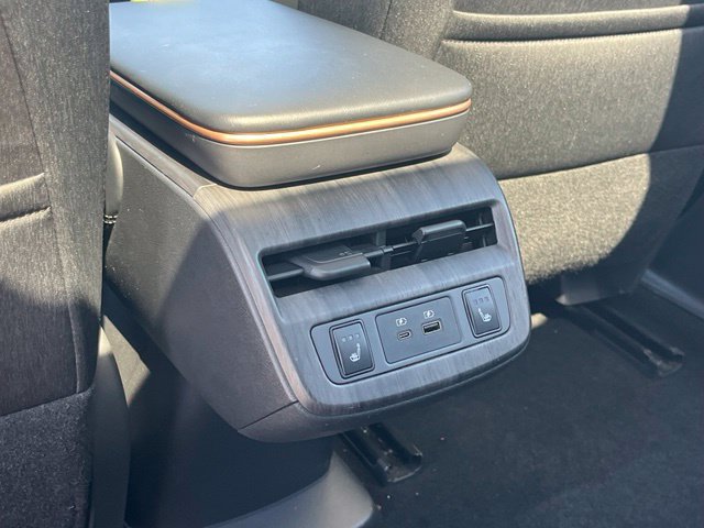 Used 2023 Nissan Ariya FWD image 24