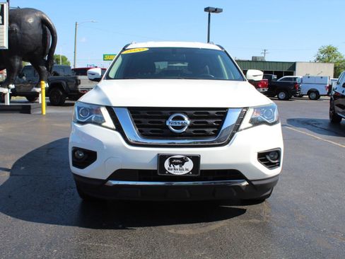 Used 2020 Nissan Pathfinder SV AWD/4WD image 2