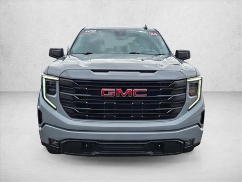 Used 2024 GMC Sierra 1500 Elevation AWD/4WD image 2