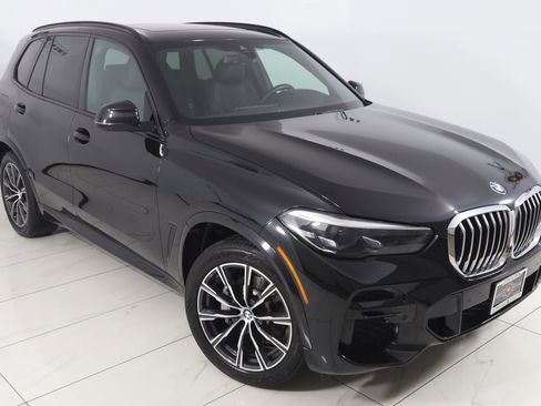 Used 2023 BMW X5 xDrive40i w/ M Sport Package image 18