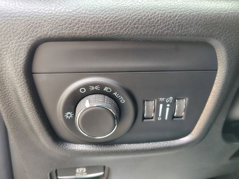 New 2026 Jeep Grand Cherokee Altitude image 26