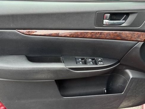 Used 2013 Subaru Legacy 2.5i Limited image 15