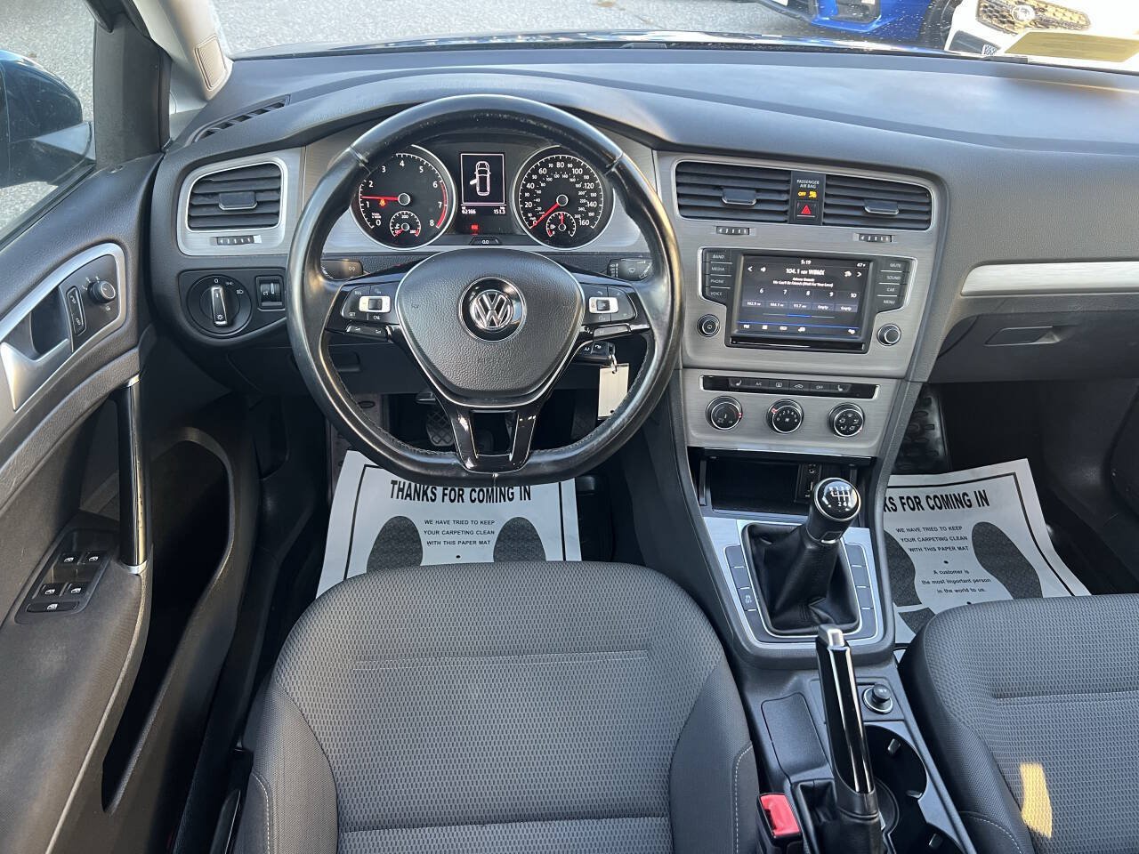 Used 2017 Volkswagen Golf S AWD/4WD image 20