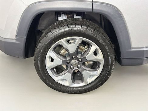 Used 2019 Jeep Compass Limited AWD/4WD image 34