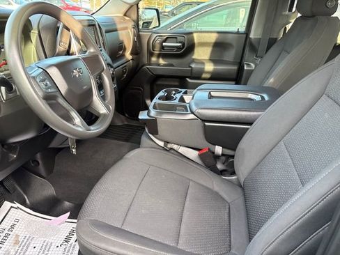 Used 2022 Chevrolet Silverado 1500 Custom w/ Rally Edition image 9