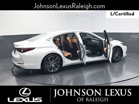 Used 2024 Lexus ES 350 w/ Premium Package image 30