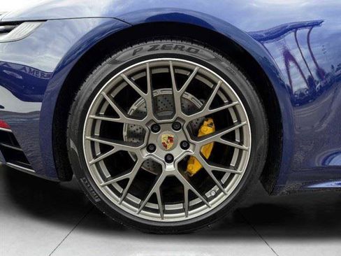 Used 2024 Porsche 911 Carrera RWD image 44
