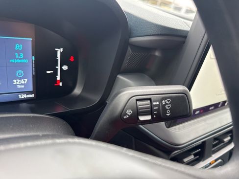 New 2025 Ford Maverick XL w/ Equipment Group 101A image 13