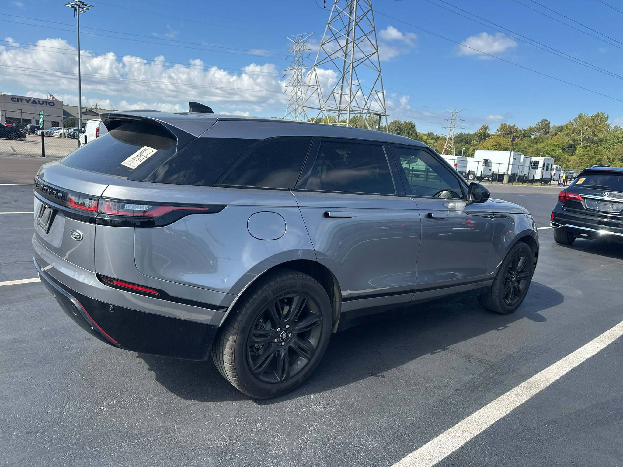 Used 2022 Land Rover Range Rover Velar R-Dynamic S AWD/4WD image 5