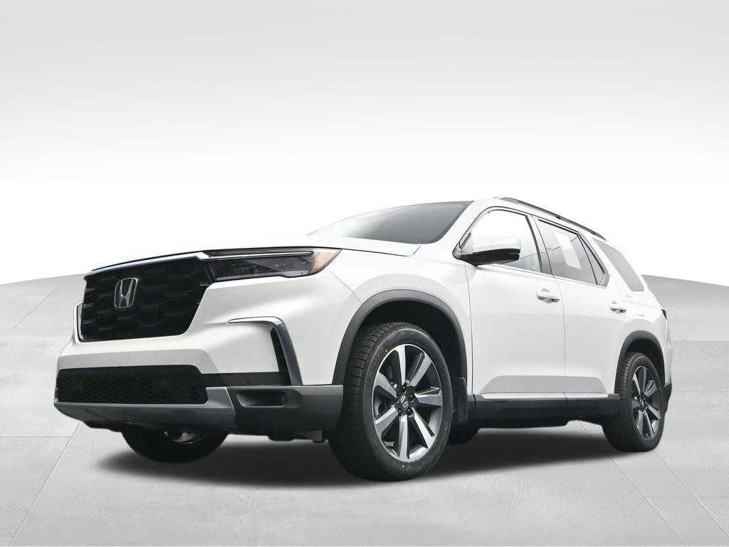 Used 2025 Honda Pilot Touring image 41