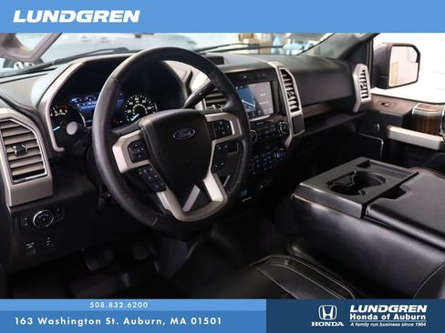 Used 2016 Ford F150 Lariat image 8