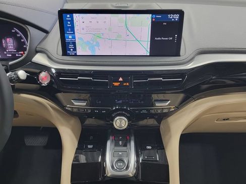 Certified 2025 Acura MDX SH-AWD image 19