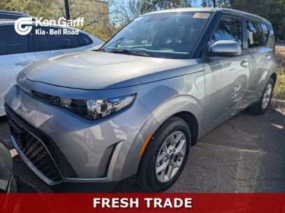 Certified 2025 Kia Soul S