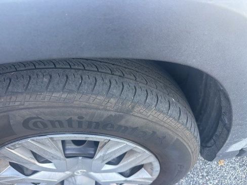 Certified 2023 Toyota Corolla Cross L image 2