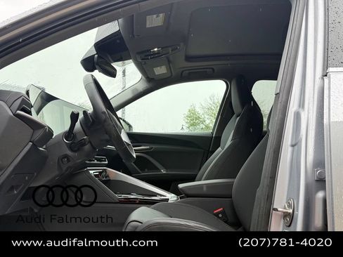 Used 2025 Audi Q5 Premium AWD/4WD image 31