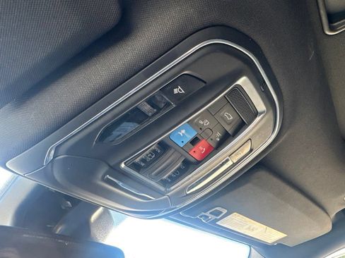 Used 2023 Jeep Grand Cherokee L Laredo AWD/4WD image 45