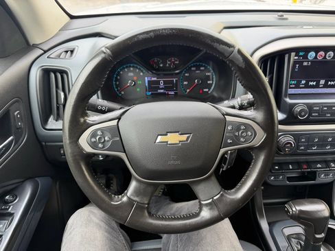 Used 2018 Chevrolet Colorado Z71 image 12