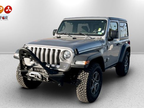 Used 2019 Jeep Wrangler Sport S image 1