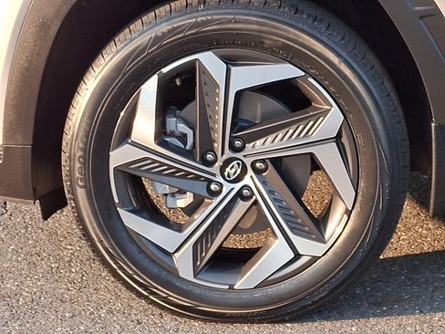Certified 2023 Hyundai Tucson Limited AWD/4WD image 8
