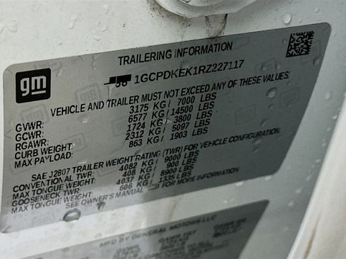 Used 2024 Chevrolet Silverado 1500 LT image 12