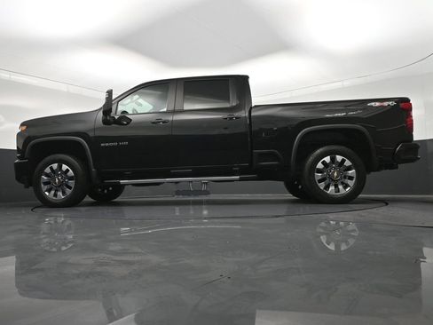 Used 2022 Chevrolet Silverado 2500 Custom w/ Custom Convenience Package AWD/4WD image 28