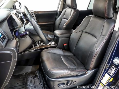 Used 2016 Toyota 4Runner Trail image 12