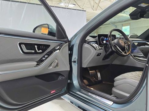 Certified 2025 Mercedes-Benz S 580 S 580 image 19