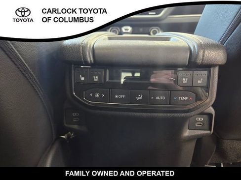 Used 2024 Toyota Grand Highlander AWD image 20