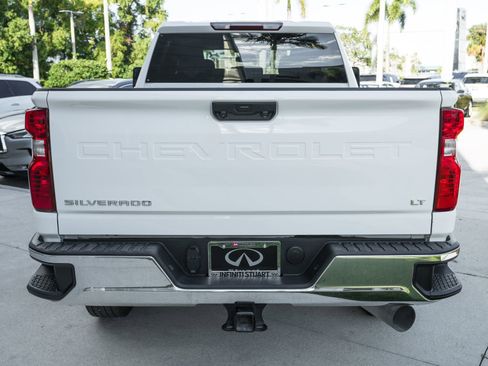 Used 2025 Chevrolet Silverado 2500 LT w/ Convenience Package image 24