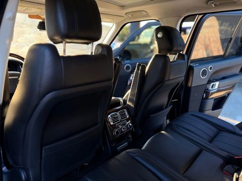 Used 2016 Land Rover Range Rover HSE image 21