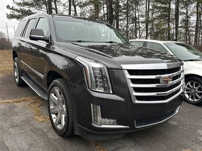 Used 2017 Cadillac Escalade Luxury