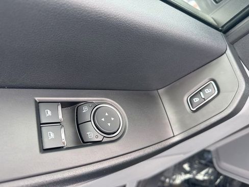 Used 2026 Ford F550 4x4 Regular Cab Super Duty image 15