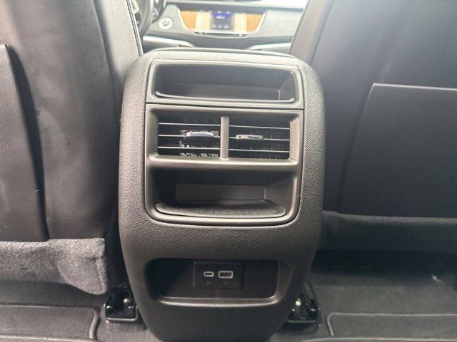 Used 2024 Cadillac XT5 Premium Luxury FWD image 18