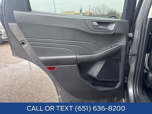 Used 2022 Ford Escape SE w/ Cold Weather Package image 29