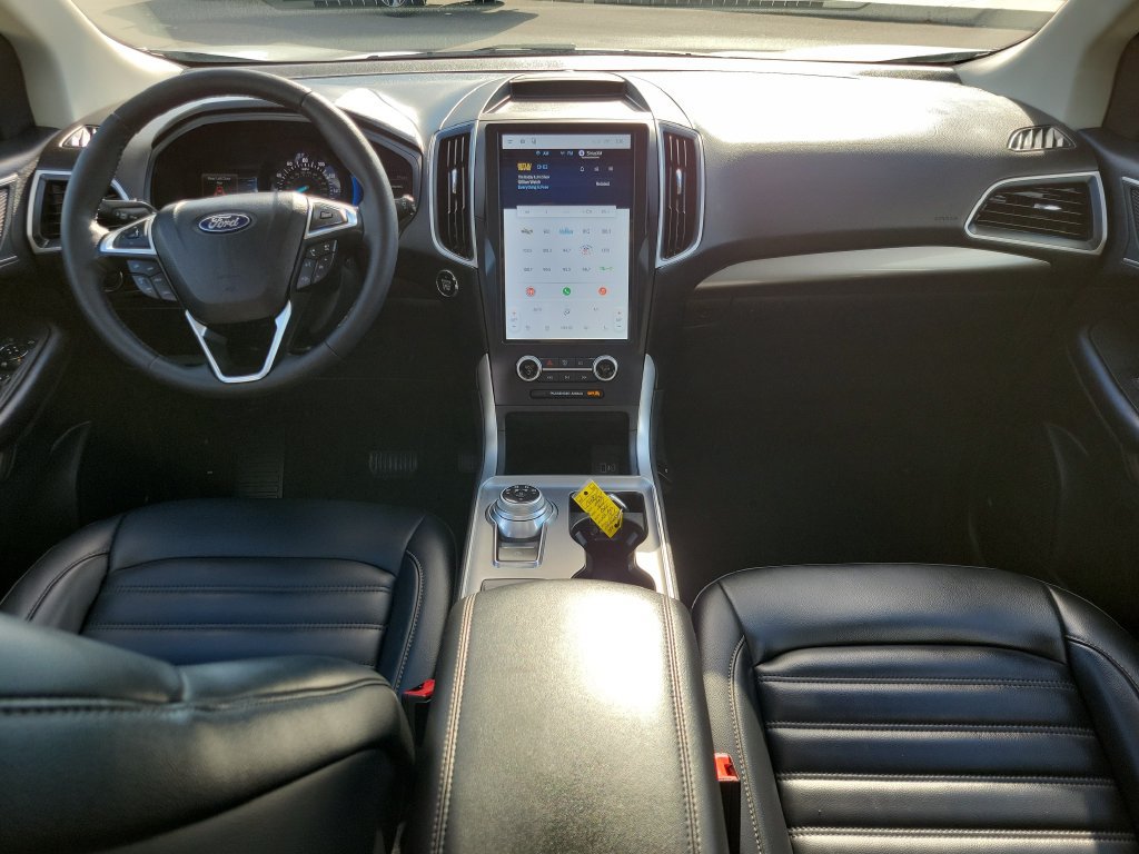 Certified 2024 Ford Edge SEL w/ Convenience Package AWD/4WD image 13