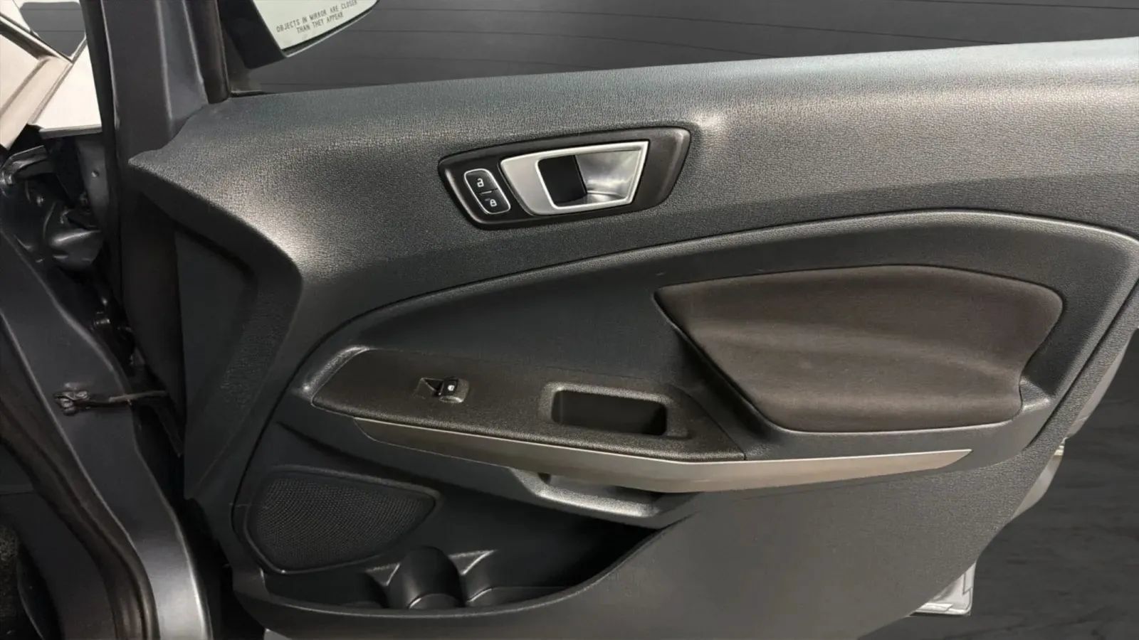 Used 2018 Ford EcoSport SE FWD image 19