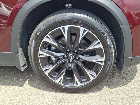 Certified 2025 MAZDA CX-90 Plug-In Hybrid w/ Premium Plus AWD/4WD image 8