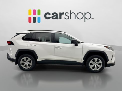 Used 2020 Toyota RAV4 LE w/ Carpet Mat Package AWD/4WD image 6