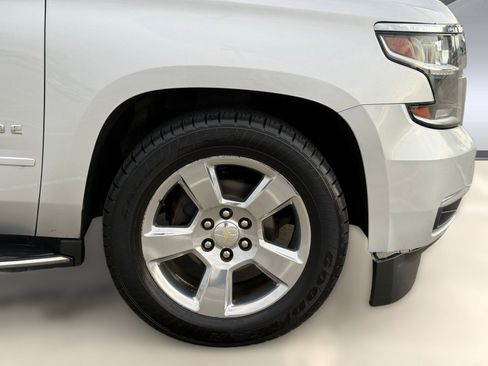 Used 2019 Chevrolet Tahoe Premier image 12