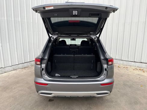 Used 2024 Mitsubishi Outlander SE FWD image 8