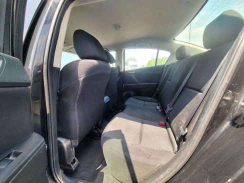 Used 2013 MAZDA MAZDA3 i Sport image 10