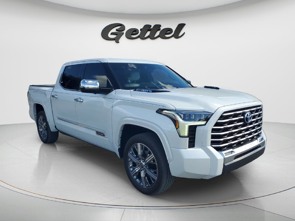 Used 2023 Toyota Tundra Capstone AWD/4WD image 3