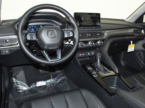 New 2024 Acura Integra image 6