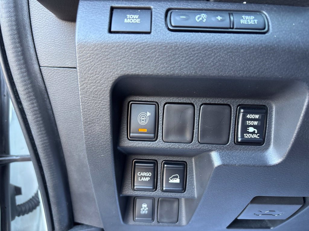 Used 2022 Nissan Frontier SV AWD/4WD image 15