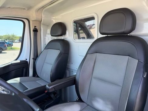 Used 2021 RAM ProMaster 3500 FWD image 12