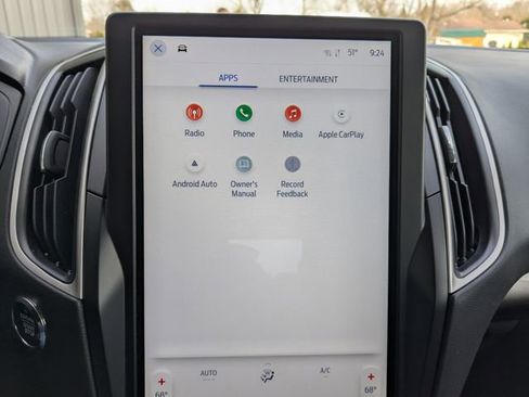 Used 2024 Ford Edge SEL w/ Convenience Package image 18