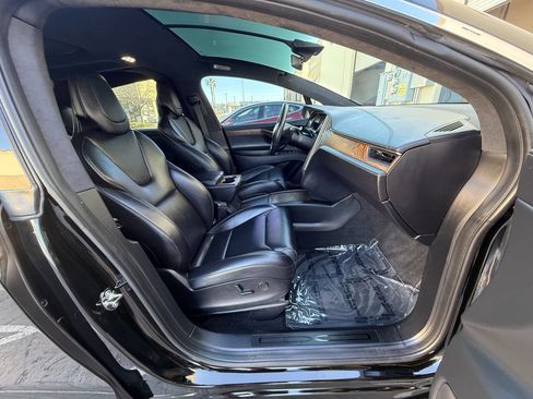 Used 2019 Tesla Model X Long Range image 30