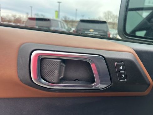 Used 2024 Ford Bronco Outer Banks image 12